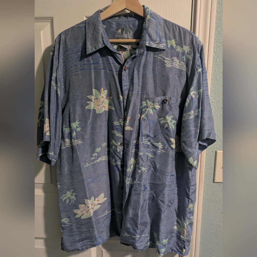 Men's Silk Traders 100% Silk Hawaiian Button Down